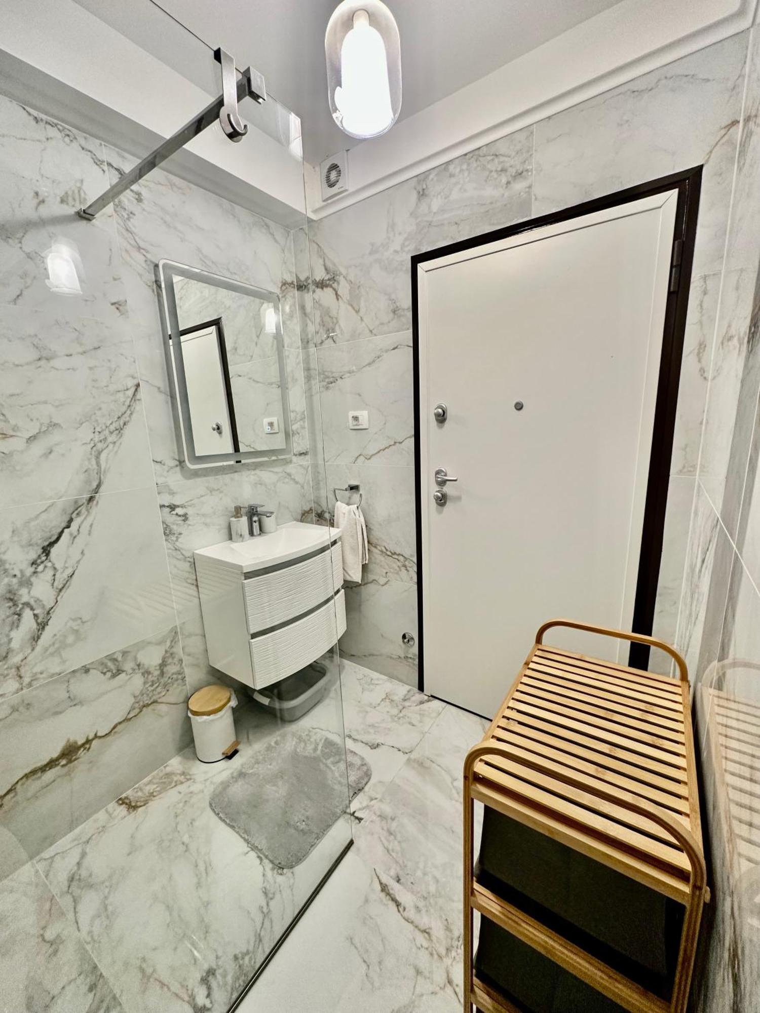 Apartment Sara IV Ližnjan Buitenkant foto